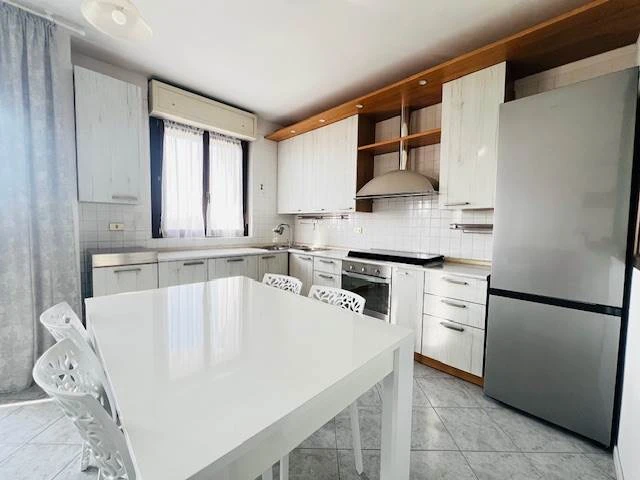 Trilocale arredato in vendita a Zanica Trilocale arredato in vendita a Zanica