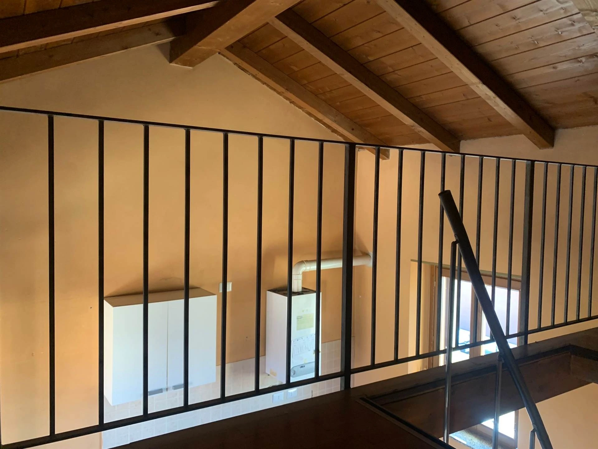 Monolocale soppalcato Possibilità BOX Monolocale soppalcato Possibilità BOX