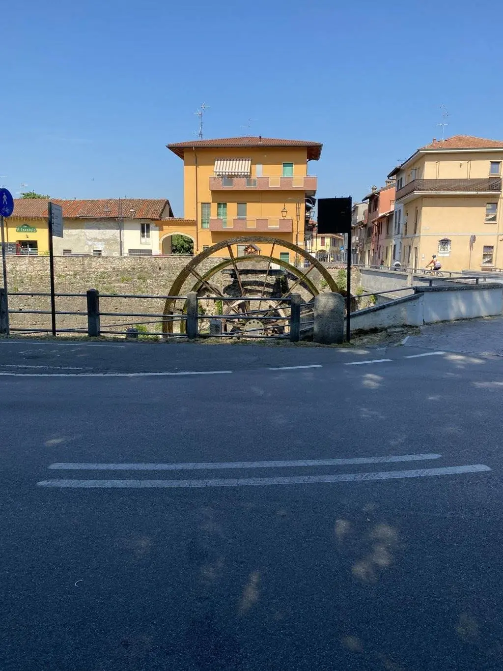 Rustico casale in Vendita a Cassano d'Adda Rustico casale in Vendita a Cassano d'Adda