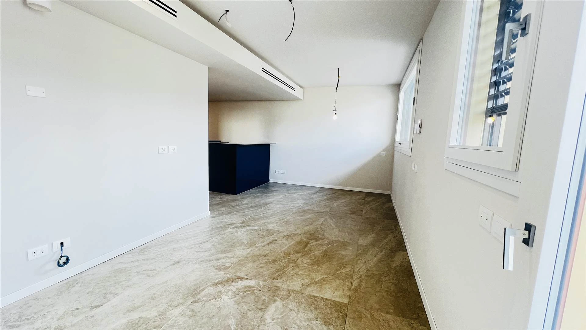 Open house sabato 11 aprile ore 10.00 - - solo su prenotazione Open house sabato 11 aprile ore 10.00 - - solo su prenotazione