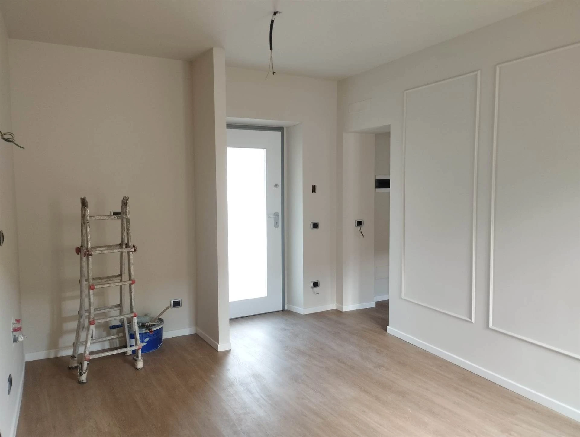 Trilocale Riqualificato in Piccola Corte Trilocale Riqualificato in Piccola Corte