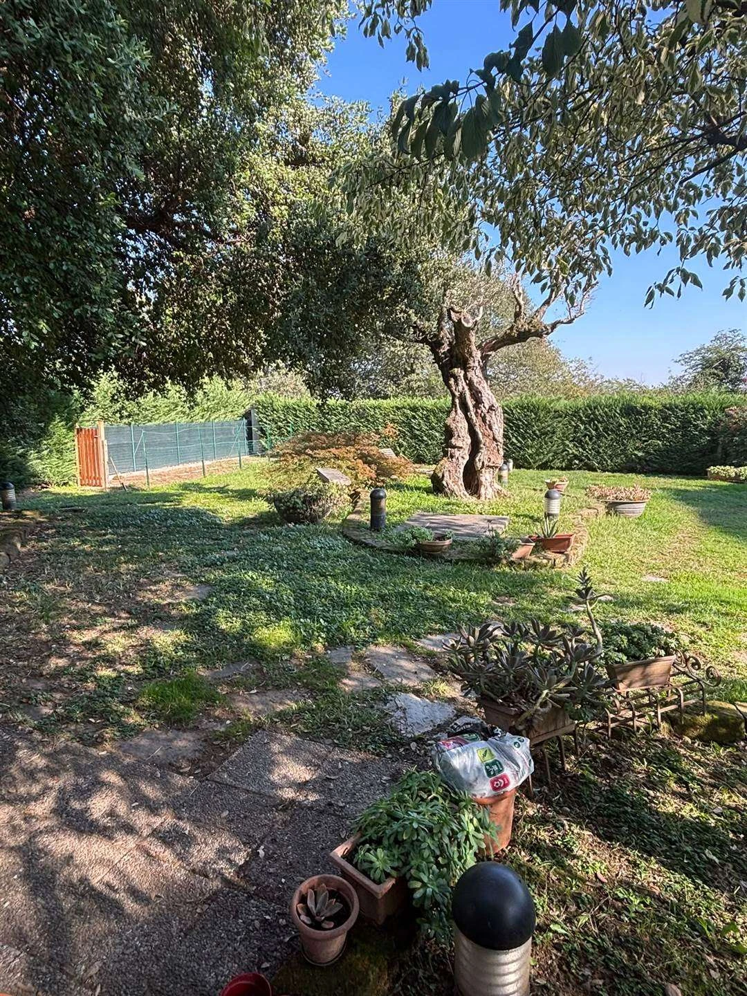 Cassano d'Adda – Esclusiva villa singola con piscina riscaldata, ampio giardino e spazi da vivere Cassano d'Adda – Esclusiva villa singola con piscina riscaldata, ampio giardino e spazi da vivere
