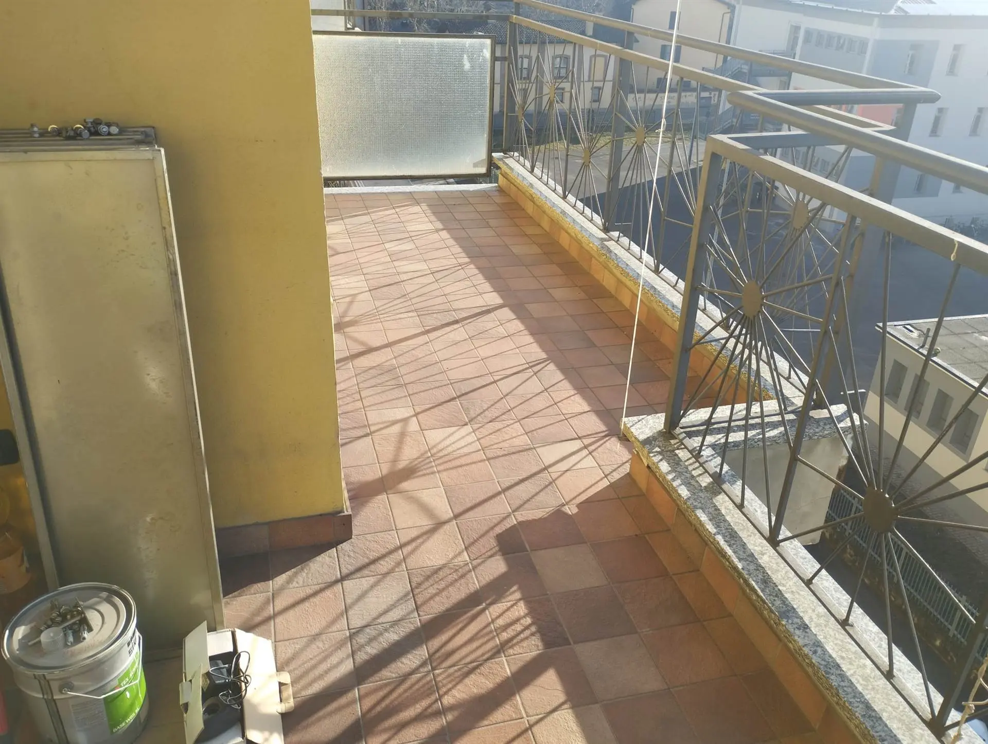 Ampio e Soleggiato Trilocale in prossimità del Centro Cittadino Ampio e Soleggiato Trilocale in prossimità del Centro Cittadino