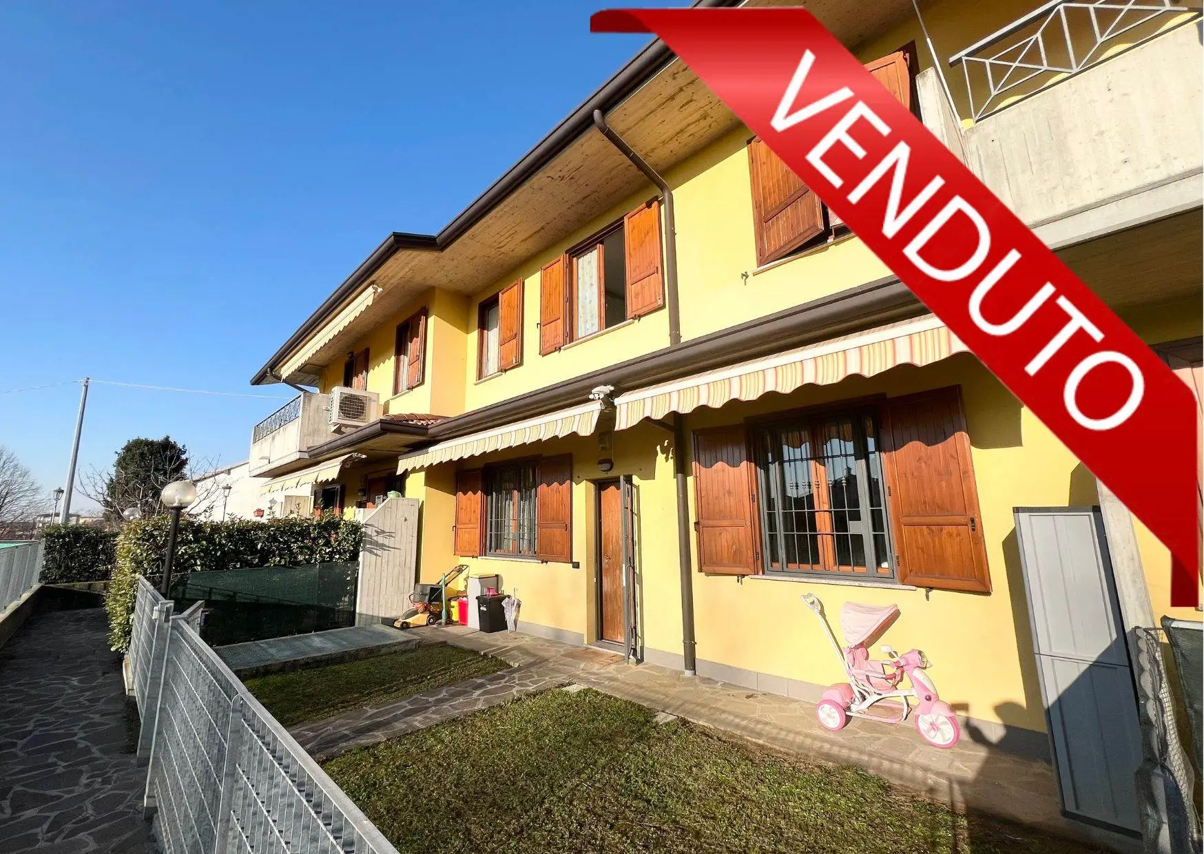 Verdello appartamento trilocale con giardino privato Verdello appartamento trilocale con giardino privato