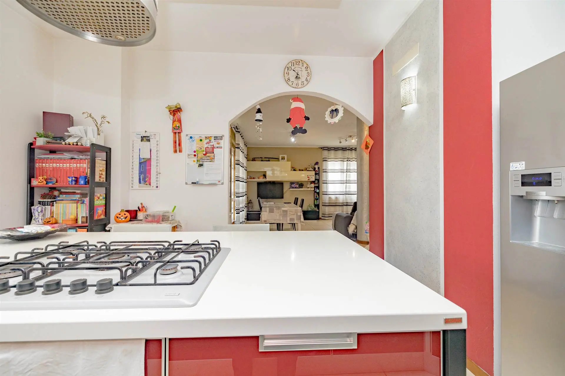 Villa singola indipendente come nuova con giardino e taverna Villa singola indipendente come nuova con giardino e taverna