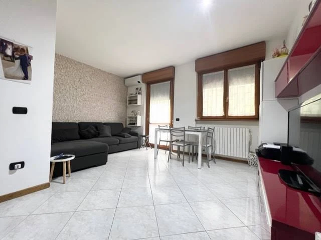 Bilocale con Giardino Privato compreso di Autorimessa Bilocale con Giardino Privato compreso di Autorimessa