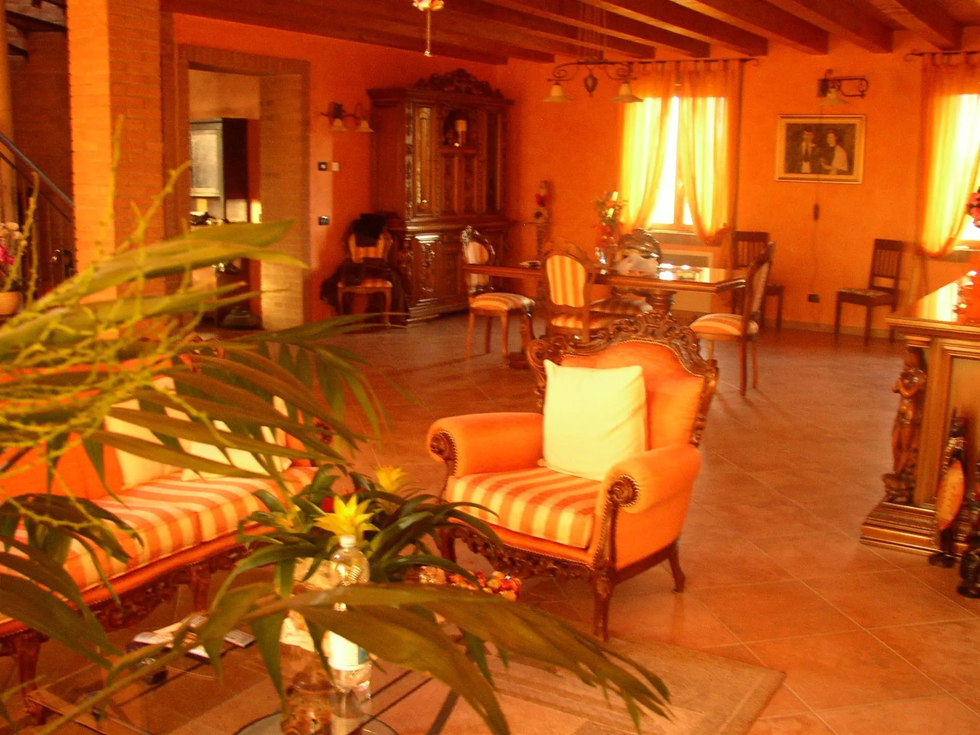 Porzione di cascinale signorile e completamente indipendente Porzione di cascinale signorile e completamente indipendente