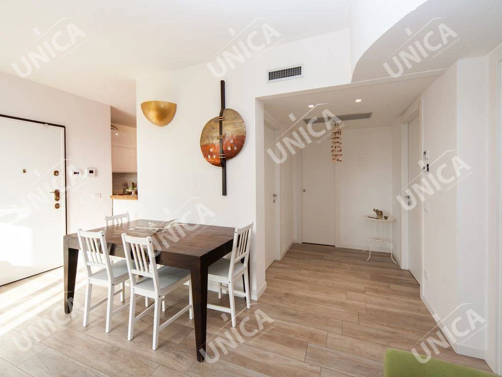 Signorile e Soleggiato Trilocale in Classe Energetica A Signorile e Soleggiato Trilocale in Classe Energetica A