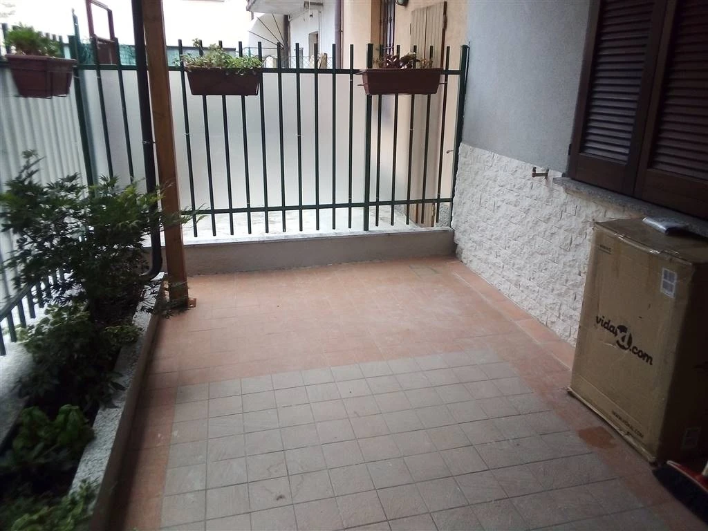 Ampio Bilocale con Area Esterna di Proprietà Ampio Bilocale con Area Esterna di Proprietà