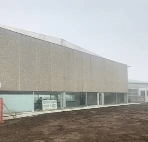 Affittasi capannone - locale commerciale - possibile frazionamento Affittasi capannone - locale commerciale - possibile frazionamento