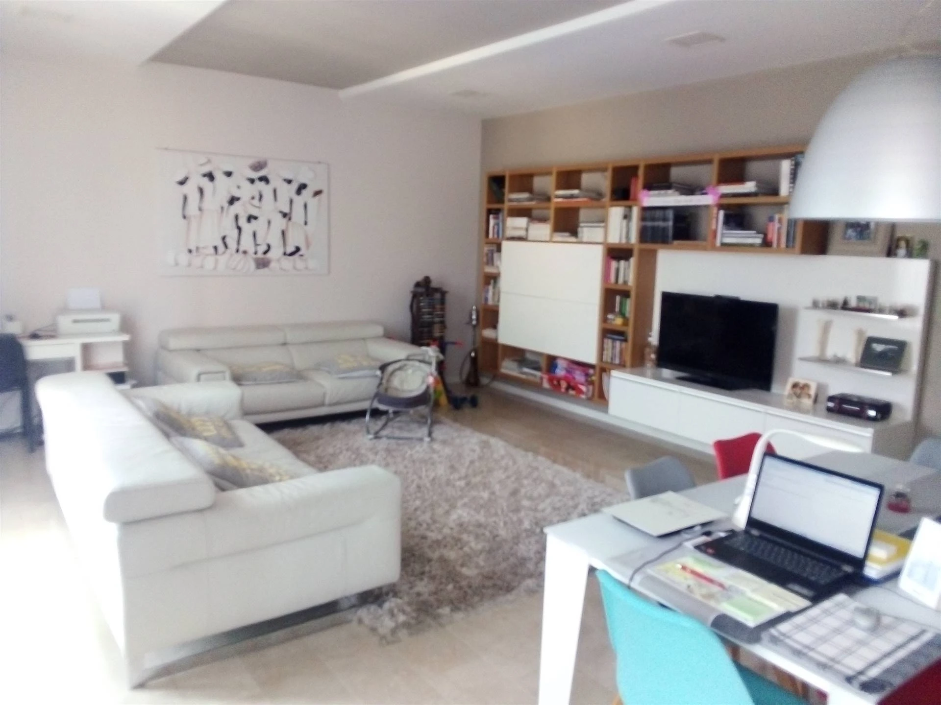 Nel Centro del paese Ampio Trilocale Ristrutturato dalle Ottime finiture Nel Centro del paese Ampio Trilocale Ristrutturato dalle Ottime finiture