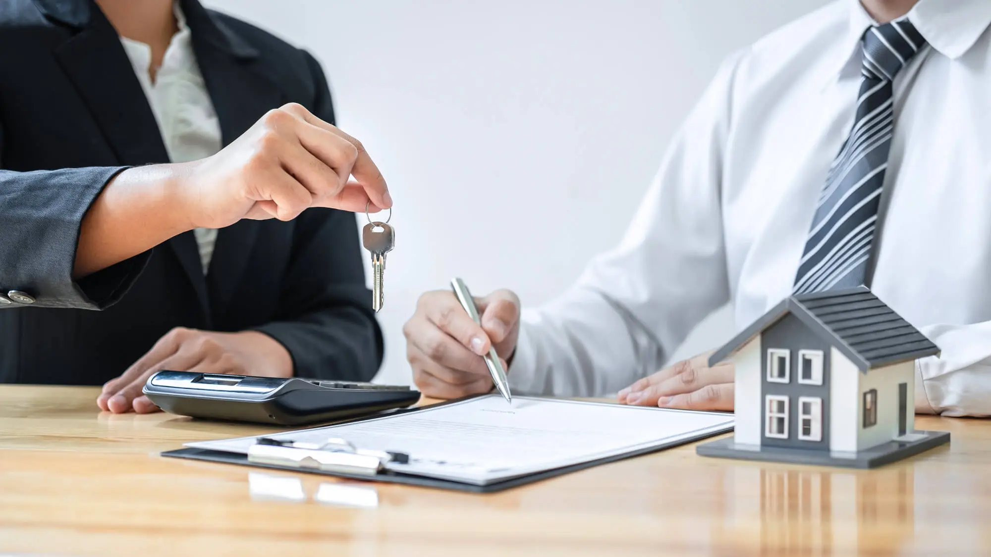 Unica - Servizi Immobiliari home page Unica - Servizi Immobiliari immagine hero