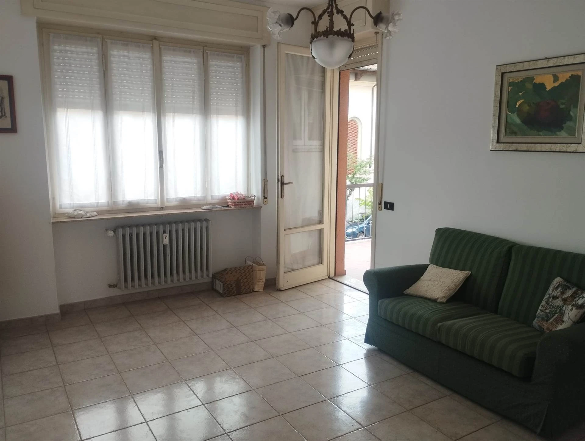 Ampio Bilocale in Prossimità del Centro Cittadino Ampio Bilocale in Prossimità del Centro Cittadino