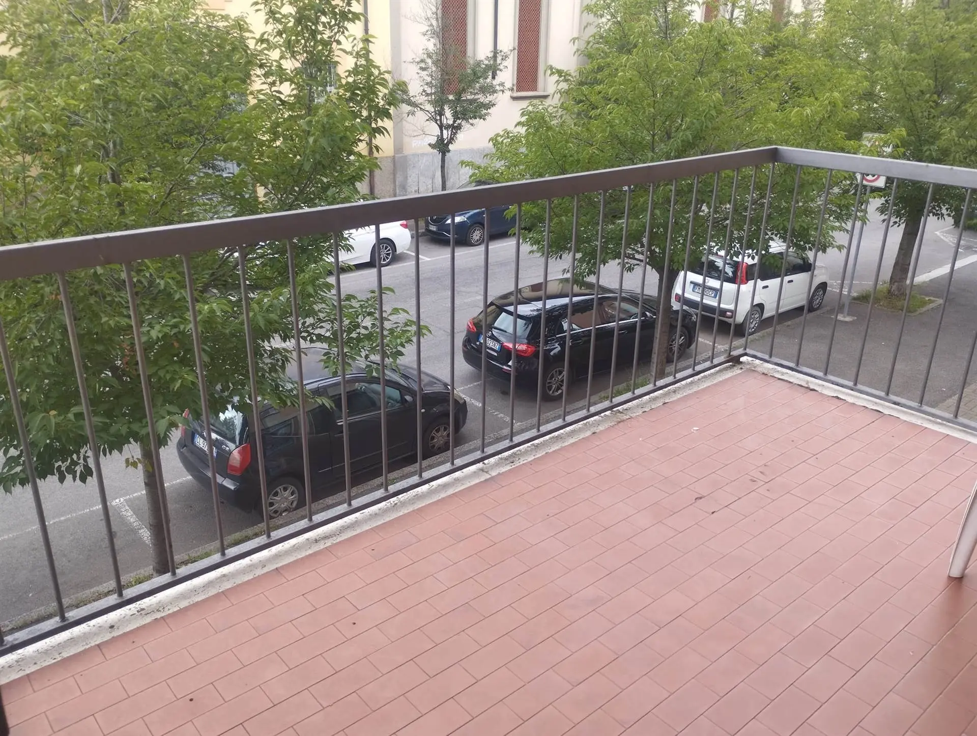 Ampio Bilocale in Prossimità del Centro Cittadino Ampio Bilocale in Prossimità del Centro Cittadino