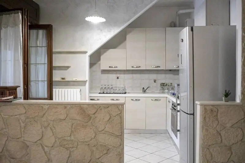 Villa In Corte Privata Completamente Ristrutturata con Porzione di Rustico e Area Cortilizia Villa In Corte Privata Completamente Ristrutturata con Porzione di Rustico e Area Cortilizia