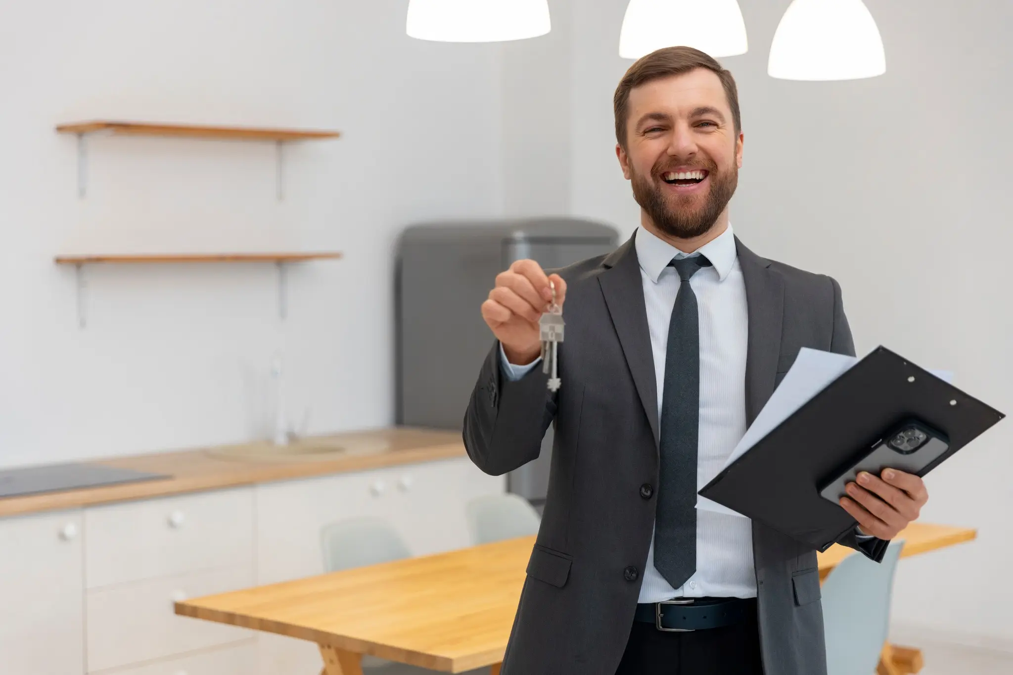 Le 10 Domande da Fare all’Agente Immobiliare Prima di Vendere Casa Le 10 Domande da Fare all’Agente Immobiliare Prima di Vendere Casa