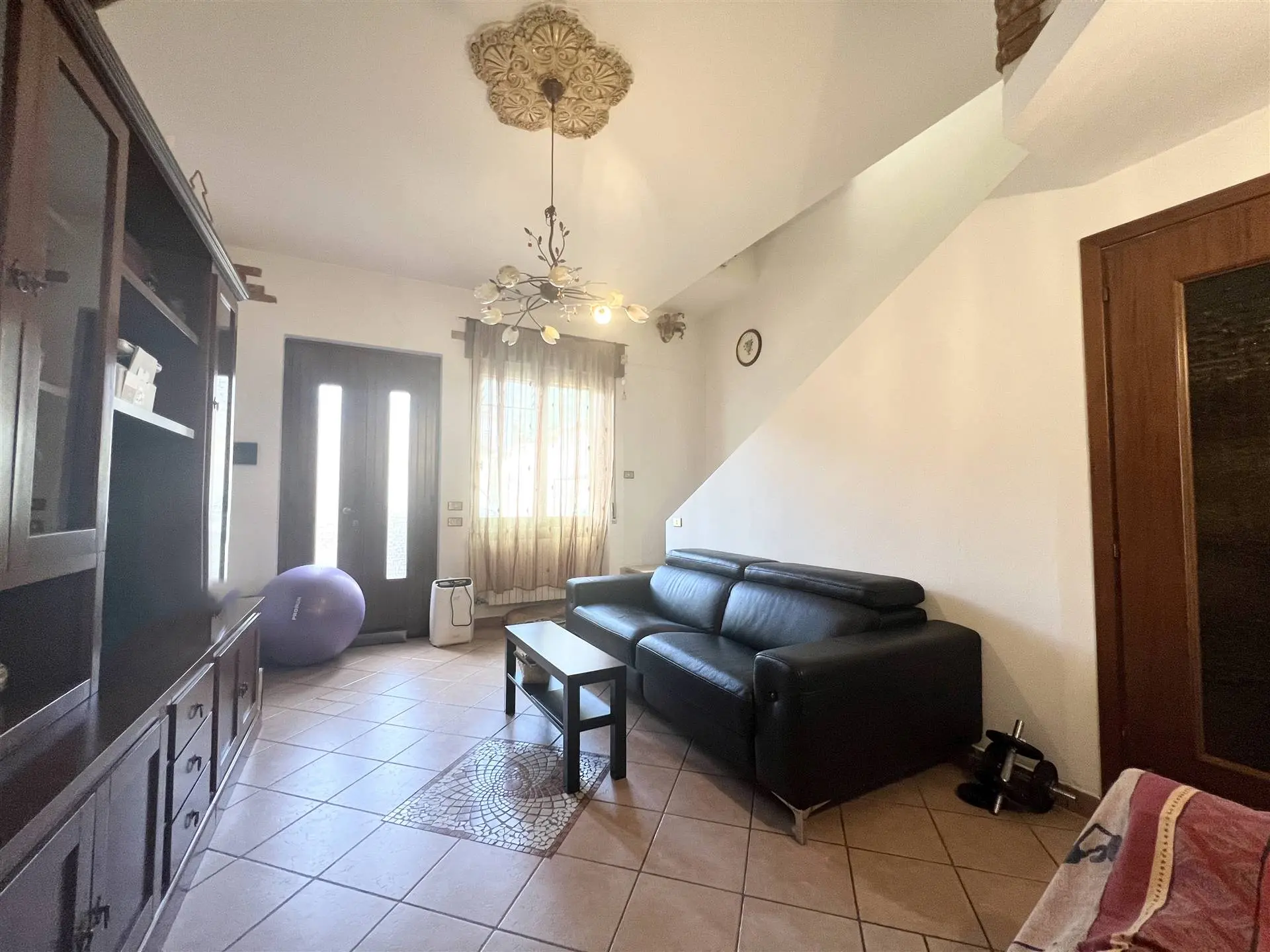 Soluzione libera Terra-Cielo con Area Esterna Privata Soluzione libera Terra-Cielo con Area Esterna Privata