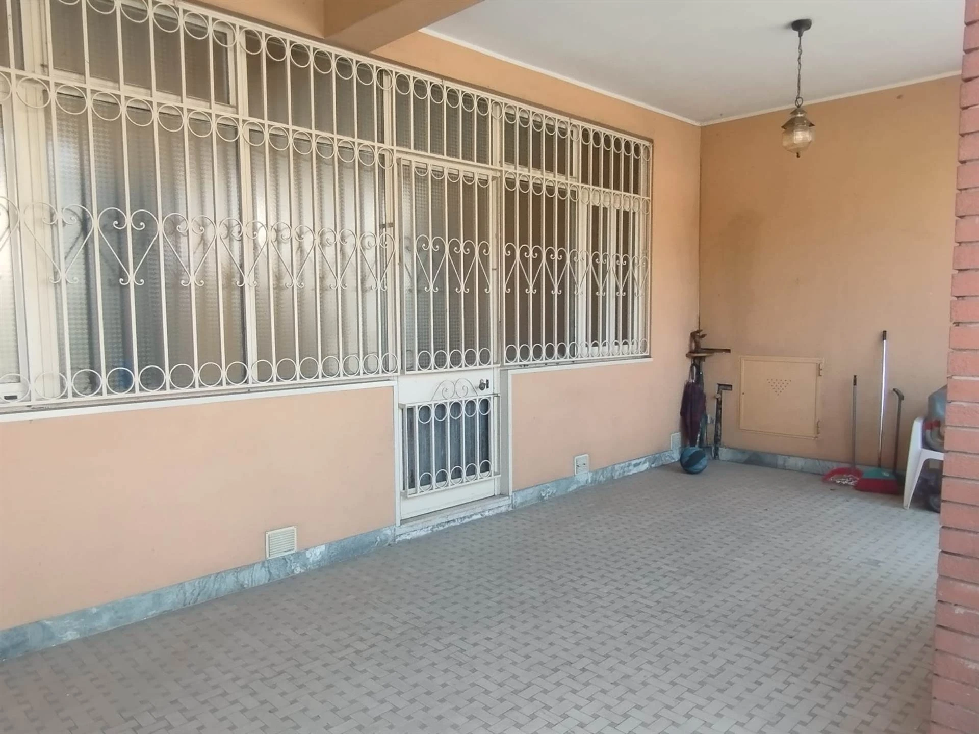 Casa Indipendente Libera su Tre Lati Casa Indipendente Libera su Tre Lati