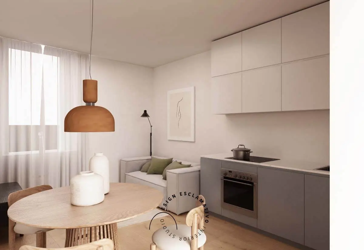 Trilocale in Centro Rinnovato in Piccolo Contesto Cortilizio Trilocale in Centro Rinnovato in Piccolo Contesto Cortilizio