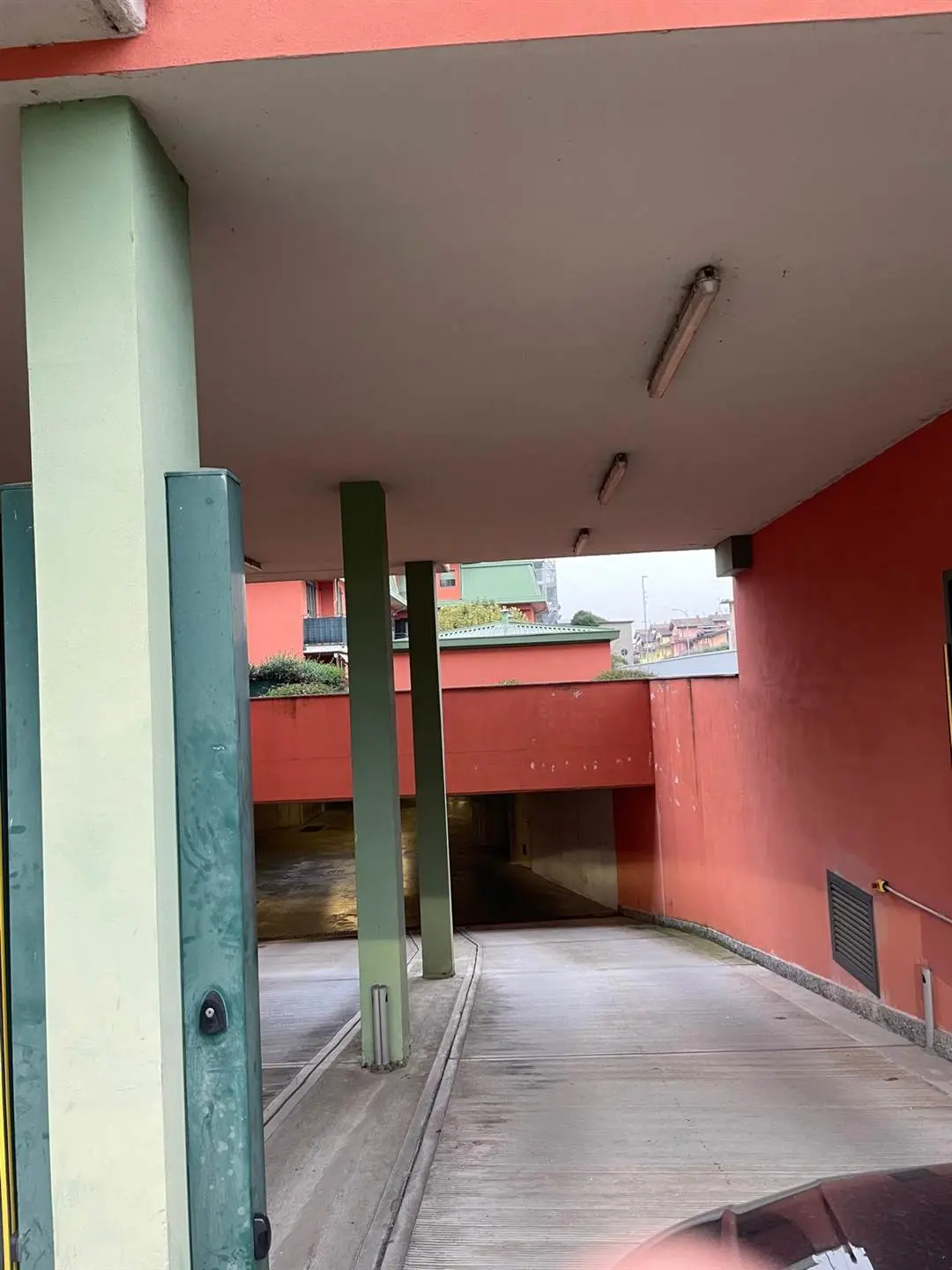 Vendita Box Ampio a Pozzo d'Adda! Vendita Box Ampio a Pozzo d'Adda!