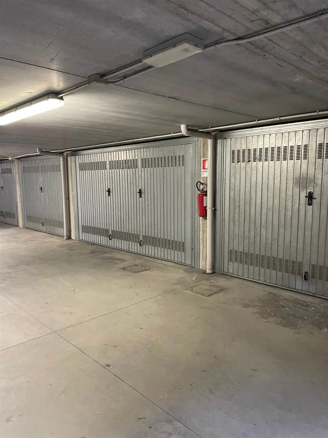 Vendita Box Ampio a Pozzo d'Adda! Vendita Box Ampio a Pozzo d'Adda!