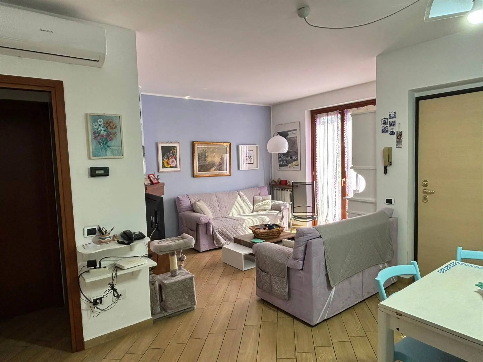 Spaziosa porzione di villa a schiera con giardino privato e mansarda –  Ottima posizione Spaziosa porzione di villa a schiera con giardino privato e mansarda –  Ottima posizione