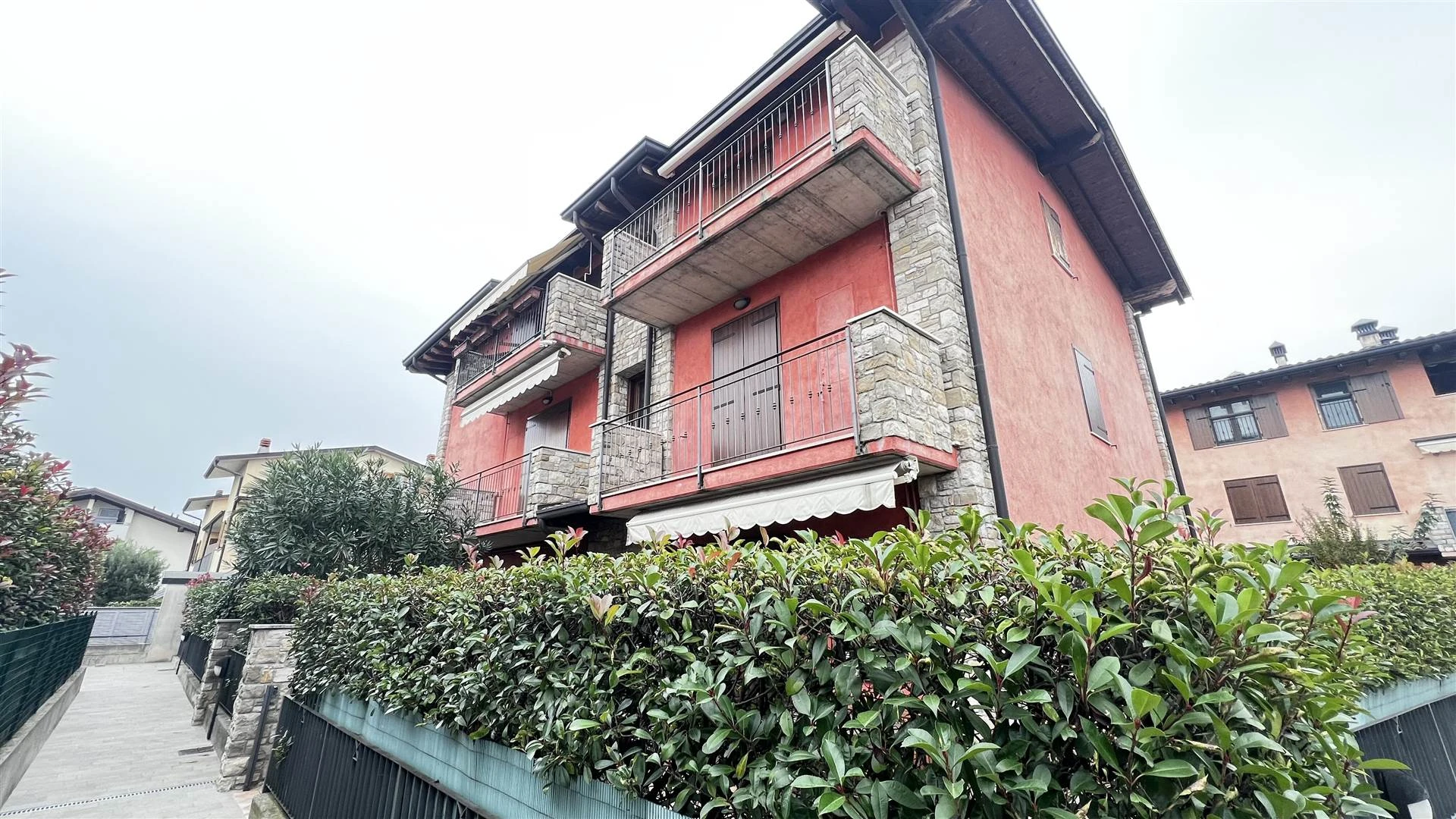 Trilocale in perfette condizioni, subito disponibile Trilocale in perfette condizioni, subito disponibile