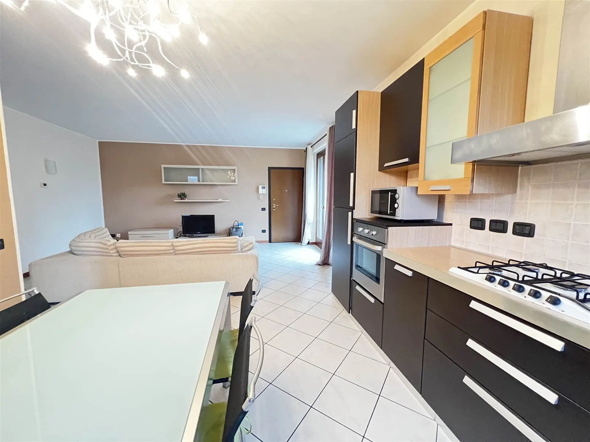 Trilocale in perfette condizioni, subito disponibile Trilocale in perfette condizioni, subito disponibile