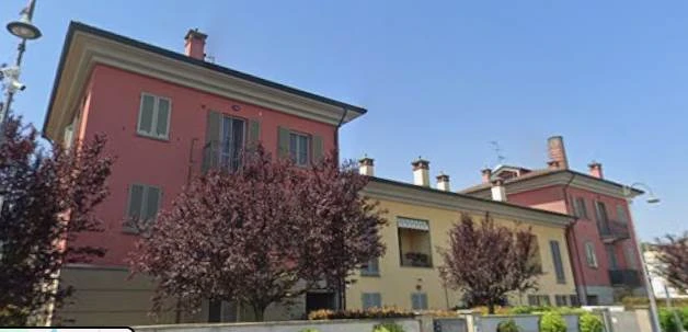 Immobile Acquistabile in Asta Giudiziaria Trilocale con Autorimessa e Giardino Immobile Acquistabile in Asta Giudiziaria Trilocale con Autorimessa e Giardino