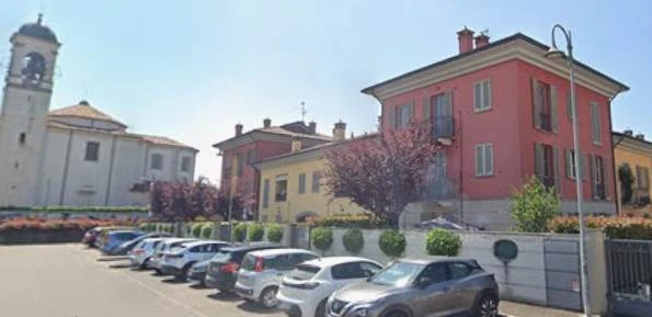 Immobile Acquistabile in Asta Giudiziaria Trilocale con Autorimessa e Giardino Immobile Acquistabile in Asta Giudiziaria Trilocale con Autorimessa e Giardino