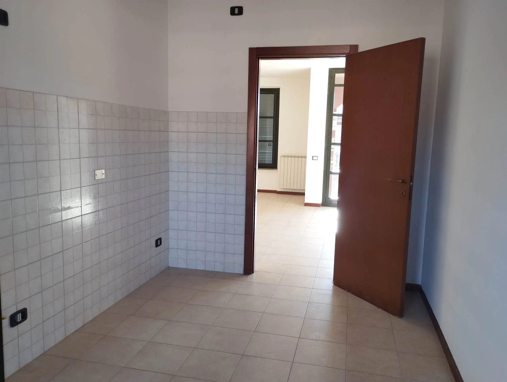 Trilocale con Cucina Abitabile, Terrazzo e doppio bagno Trilocale con Cucina Abitabile, Terrazzo e doppio bagno