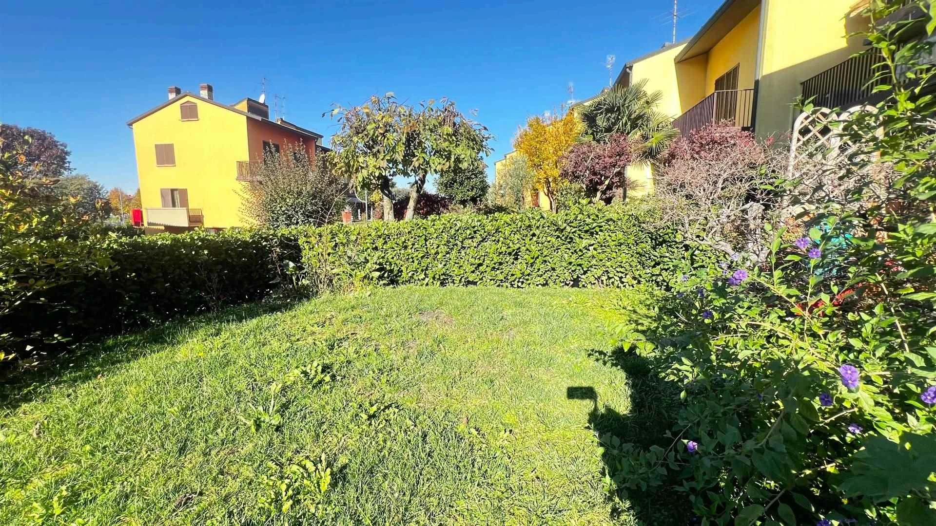 Urgnano villa a schiera Urgnano villa a schiera