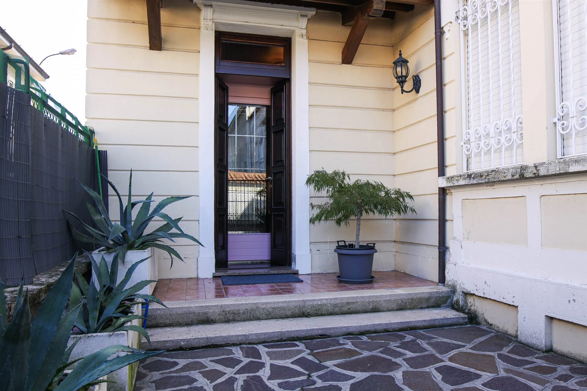 Porzione di Casa Indipendente con Patio privato, Mansarda abitabile ed Autorimessa Porzione di Casa Indipendente con Patio privato, Mansarda abitabile ed Autorimessa