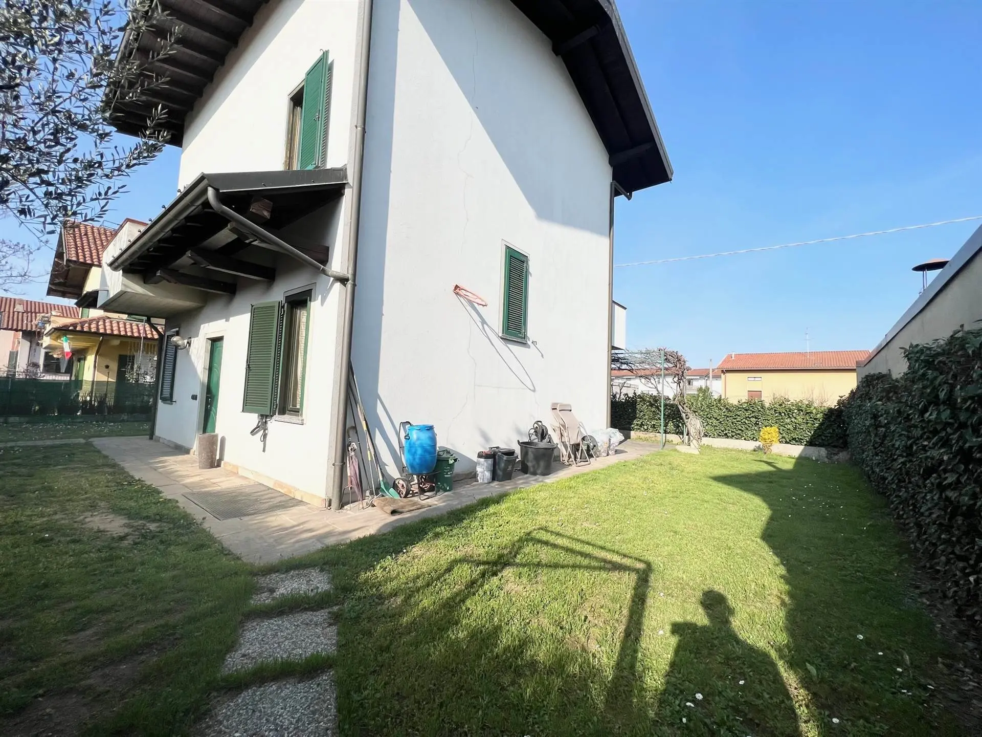 Villa singola ideale per famiglie numerose Villa singola ideale per famiglie numerose