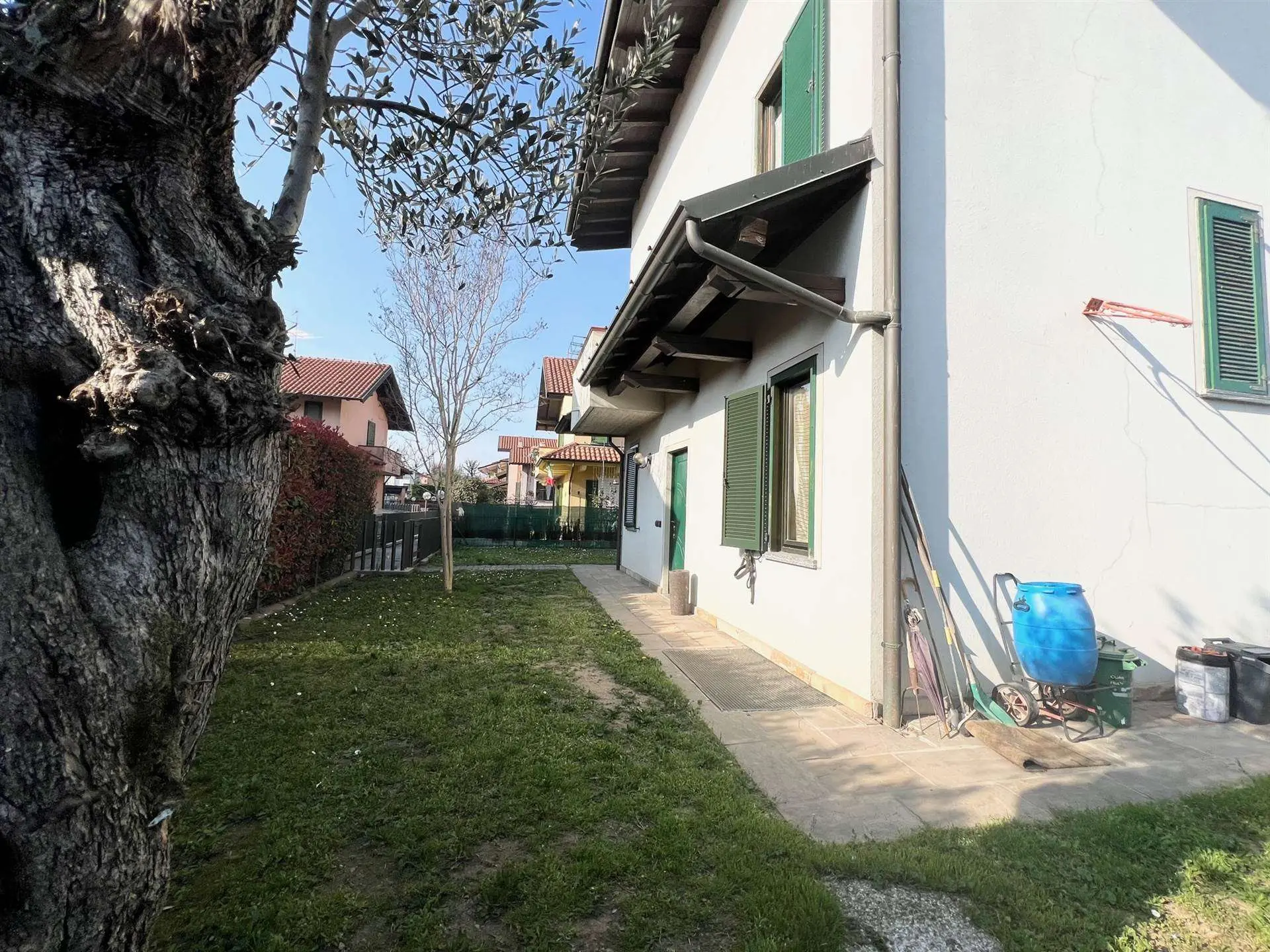 Villa singola ideale per famiglie numerose Villa singola ideale per famiglie numerose