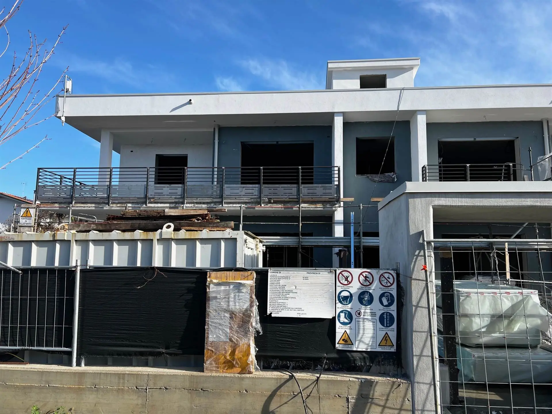 Ultimo quadrilocale con giardino disponibile ! Ultimo quadrilocale con giardino disponibile !