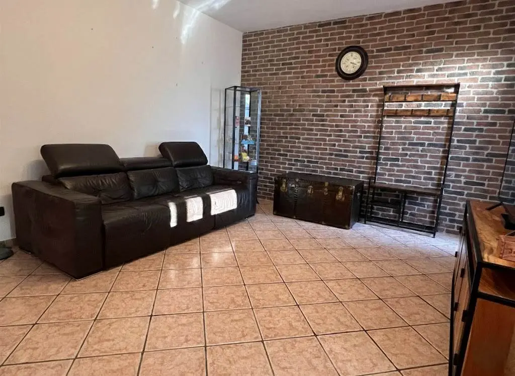 Quadrilocale doppio box basse spese condominiali Quadrilocale doppio box basse spese condominiali