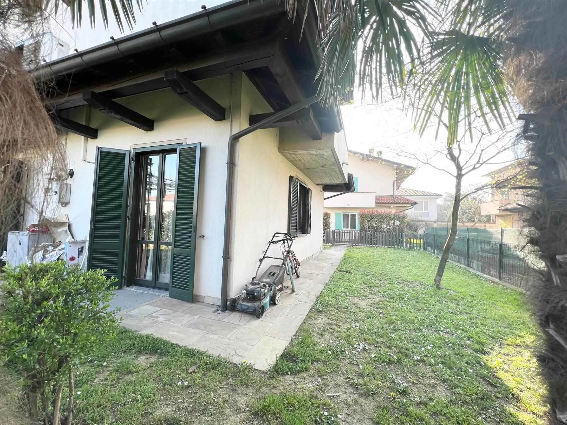 Villa singola ideale per famiglie numerose Villa singola ideale per famiglie numerose